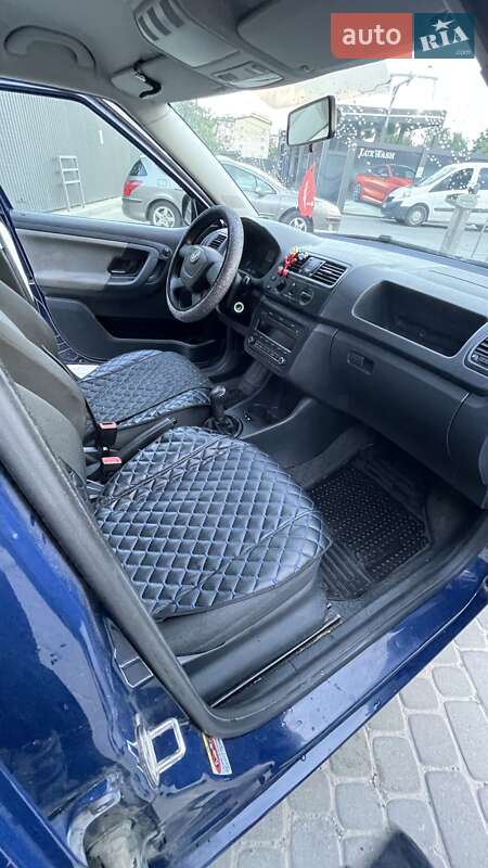 Хэтчбек Skoda Fabia 2010 в Львове