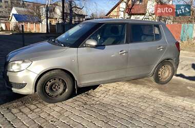 Хетчбек Skoda Fabia 2012 в Харкові