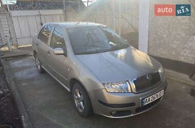 Седан Skoda Fabia 2005 в Подольске