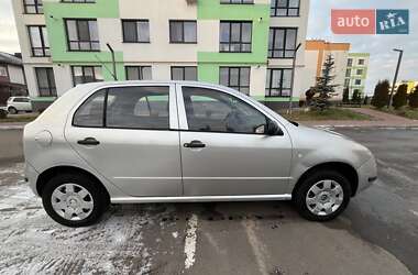 Хетчбек Skoda Fabia 2003 в Рівному