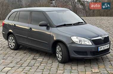 Універсал Skoda Fabia 2012 в Житомирі