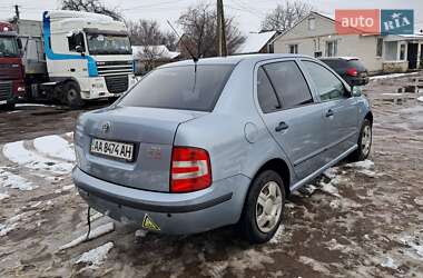 Седан Skoda Fabia 2006 в Бобровиці