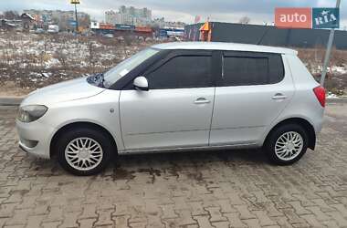 Хэтчбек Skoda Fabia 2013 в Ирпене