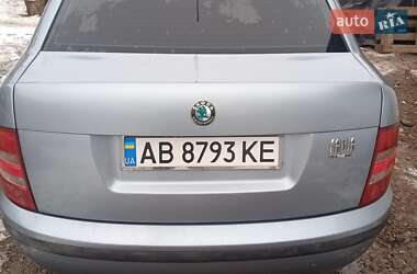 Седан Skoda Fabia 2002 в Липовці