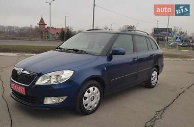 Універсал Skoda Fabia 2010 в Полтаві