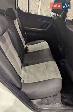Хэтчбек Skoda Fabia 2013 в 