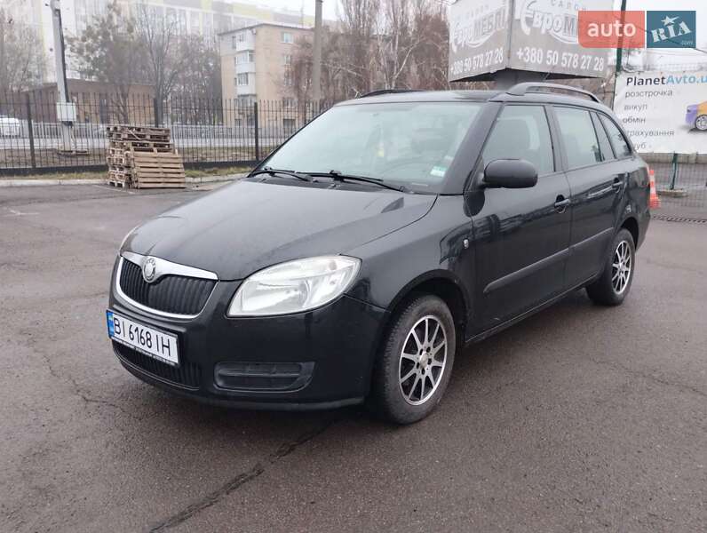 Універсал Skoda Fabia 2008 в Полтаві