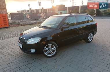 Універсал Skoda Fabia 2009 в Хмельницькому