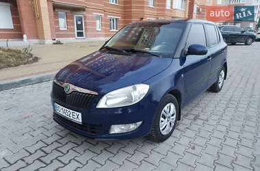 Хэтчбек Skoda Fabia 2012 в 