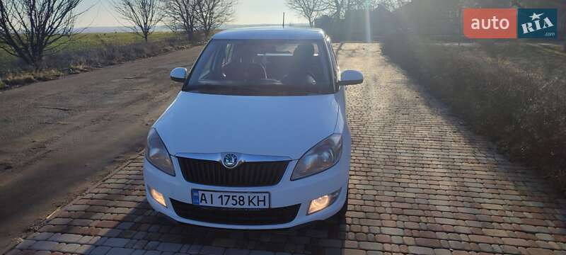 Универсал Skoda Fabia 2012 в 