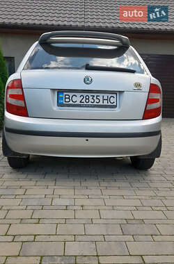 Хэтчбек Skoda Fabia 2006 в 