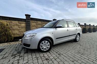 Універсал Skoda Fabia 2010 в Луцьку