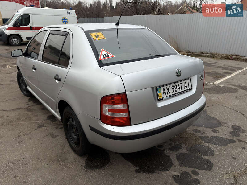 Седан Skoda Fabia 2006 в Харкові