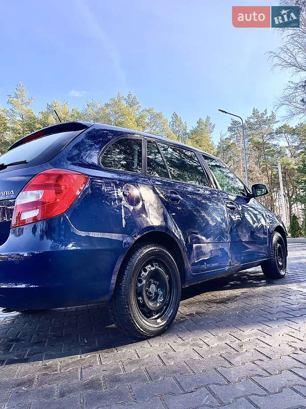 Хэтчбек Skoda Fabia 2014 в Маневичах