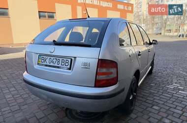 Универсал Skoda Fabia 2006 в Ровно