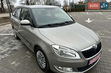 Універсал Skoda Fabia 2010 в Вінниці