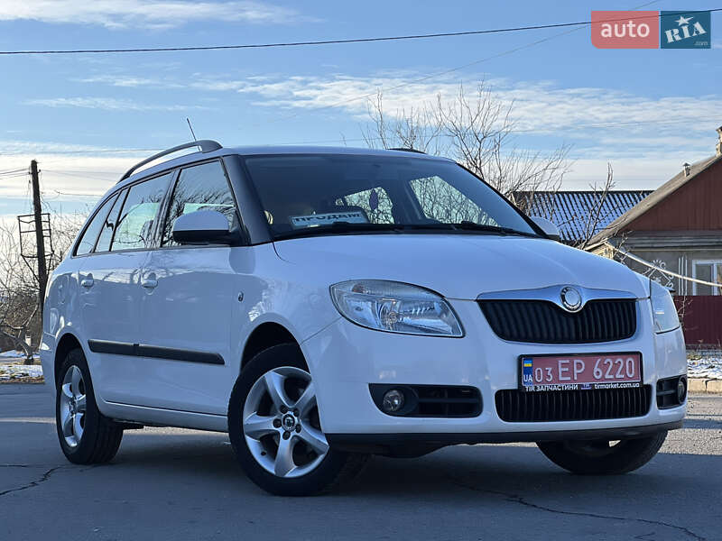 Универсал Skoda Fabia 2010 в 