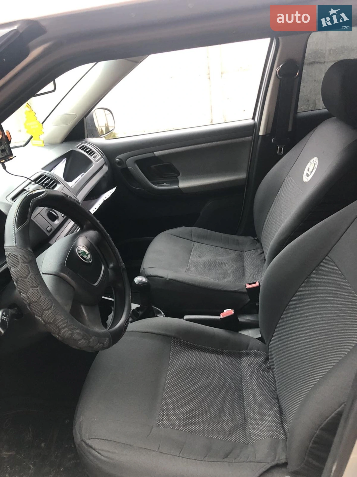 2010 Skoda Fabia - мініатюра 7