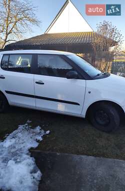 Универсал Skoda Fabia 2009 в Вараше