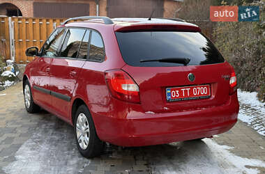 Універсал Skoda Fabia 2009 в Луцьку