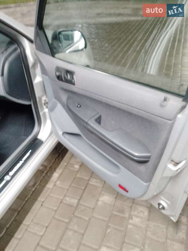 Універсал Skoda Fabia 2002 в Кропивницькому