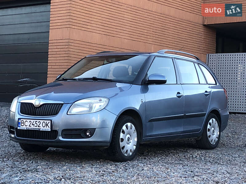 Універсал Skoda Fabia 2008 в Львові