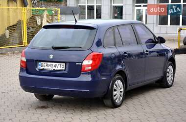 Універсал Skoda Fabia 2011 в Львові