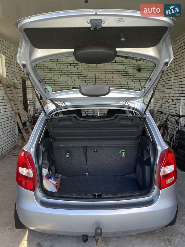 Хэтчбек Skoda Fabia 2008 в Золочеве