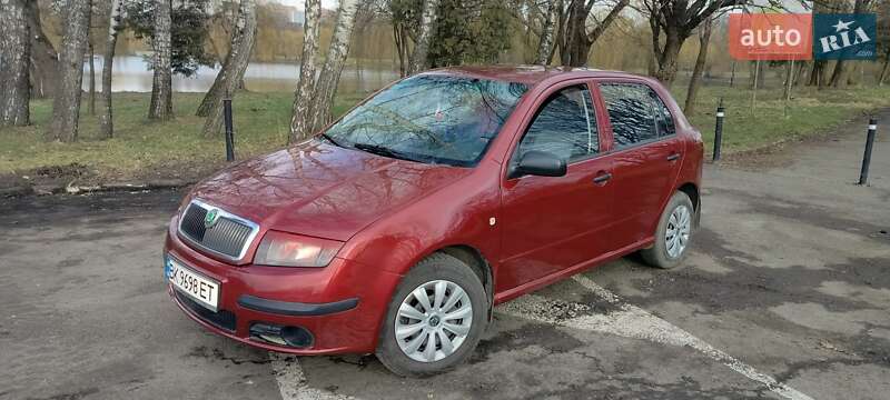 Хетчбек Skoda Fabia 2006 в Рівному