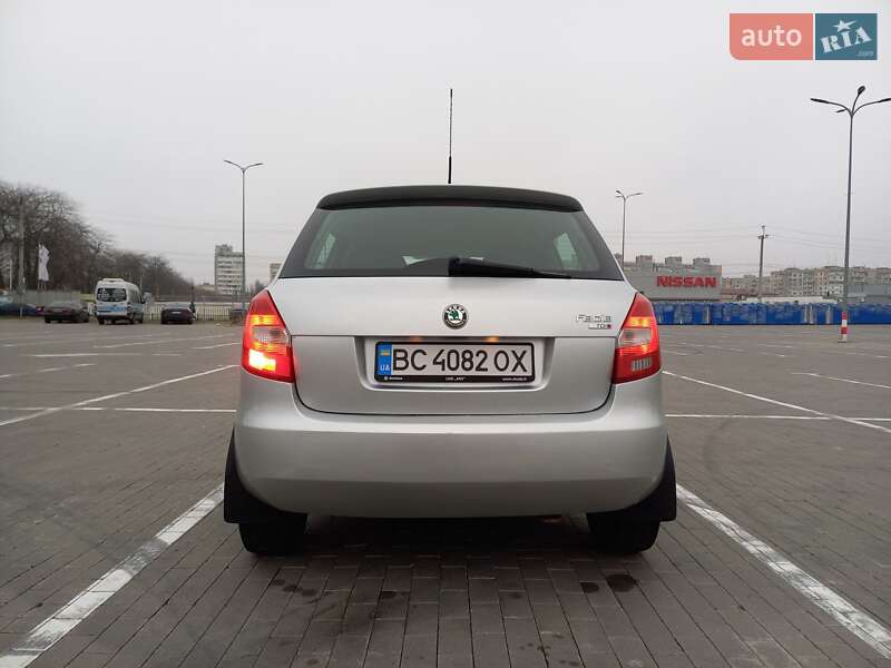 Хетчбек Skoda Fabia 2010 в Львові
