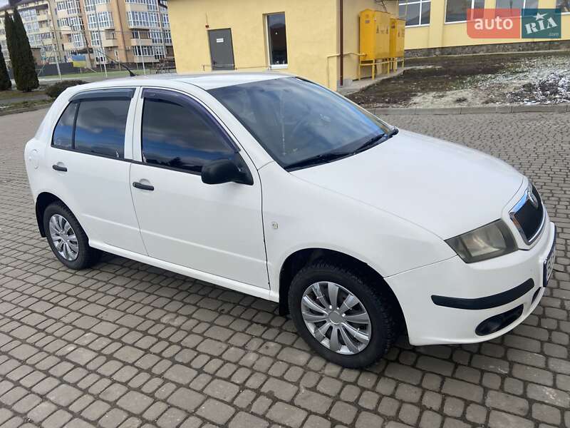 Хетчбек Skoda Fabia 2005 в Львові