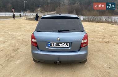 Хетчбек Skoda Fabia 2007 в Чернігові