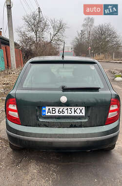 Хэтчбек Skoda Fabia 2002 в 