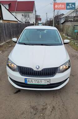 Хэтчбек Skoda Fabia 2018 в Житомире