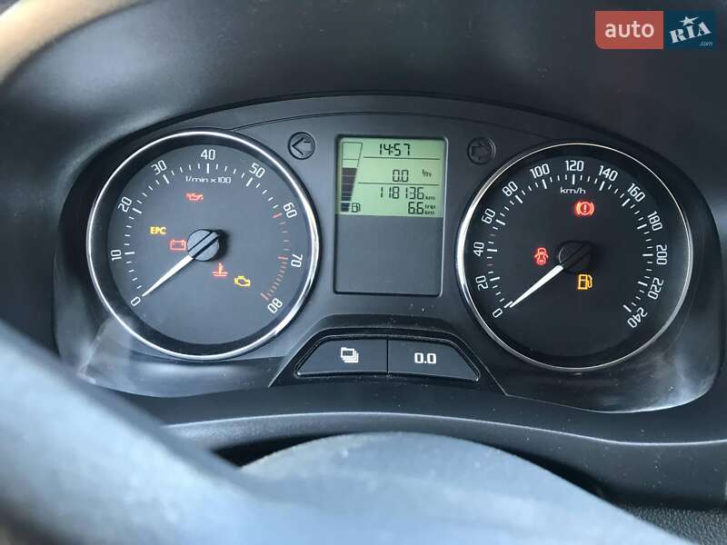 Универсал Skoda Fabia 2013 в Чернигове