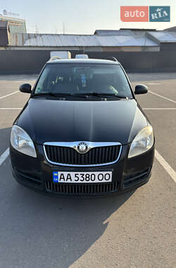 Універсал Skoda Fabia 2009 в Києві