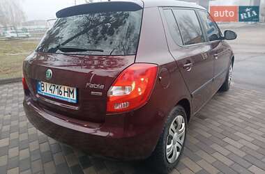 Хэтчбек Skoda Fabia 2011 в Лубнах