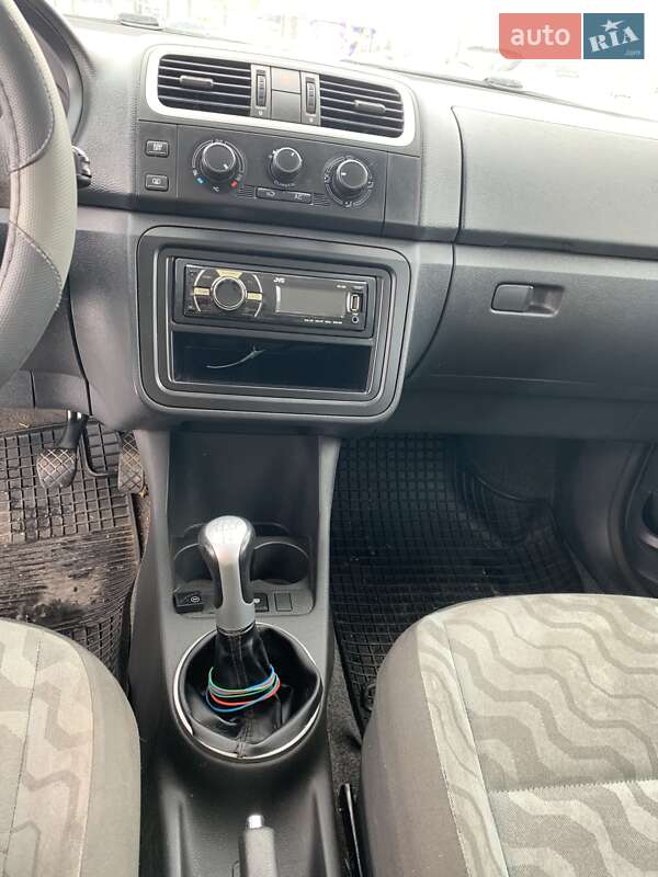 Универсал Skoda Fabia 2008 в Полтаве фото 11 Универсал Skoda Fabia 2008 в Полтаве