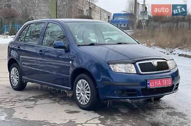 Хэтчбек Skoda Fabia 2006 в Луцке