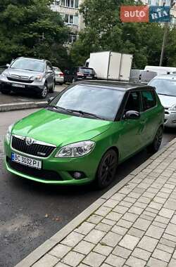 Хэтчбек Skoda Fabia 2011 в Львове