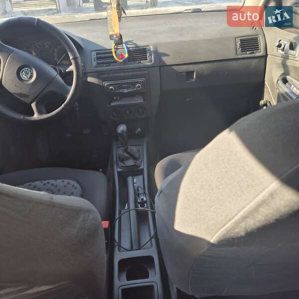 Седан Skoda Fabia 2007 в Львове