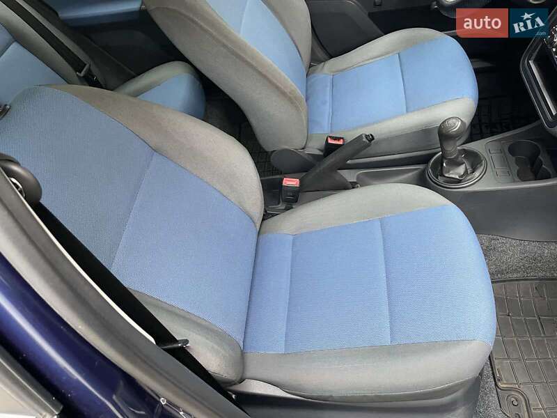 Хетчбек Skoda Fabia 2008 в Києві