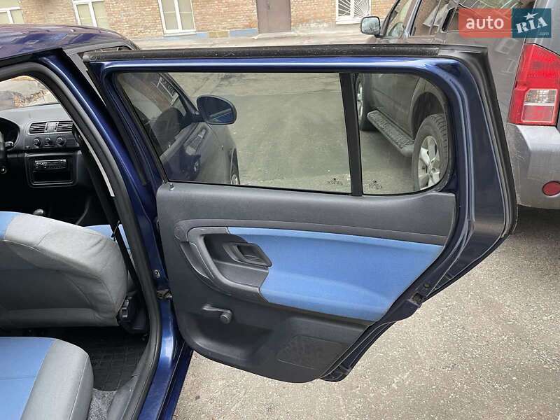 Хетчбек Skoda Fabia 2008 в Києві