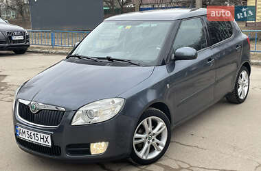 Хетчбек Skoda Fabia 2010 в Житомирі