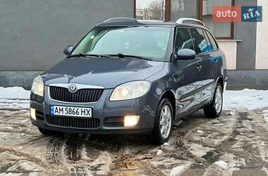 Универсал Skoda Fabia 2008 в Житомире