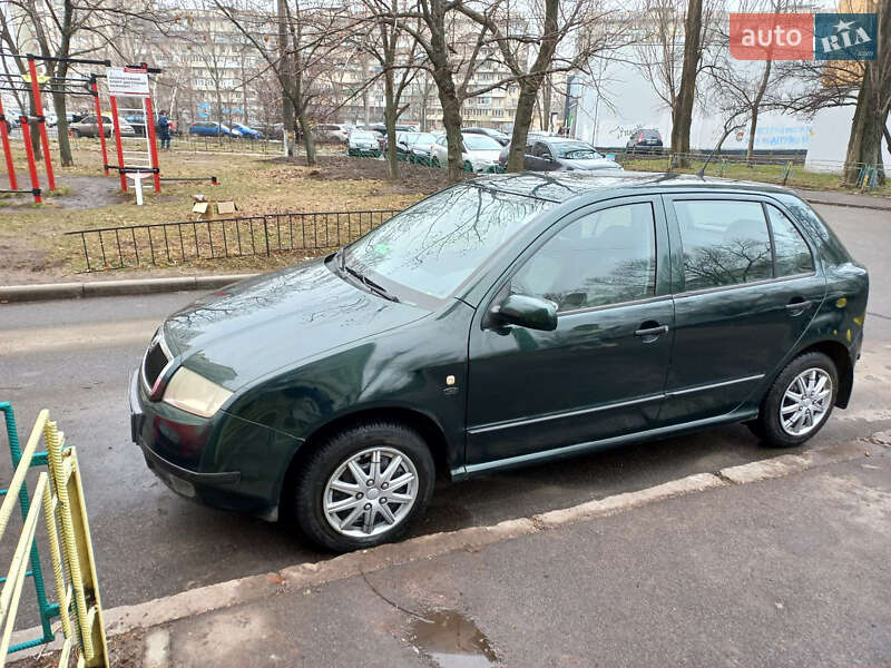 Хетчбек Skoda Fabia 2000 в Києві