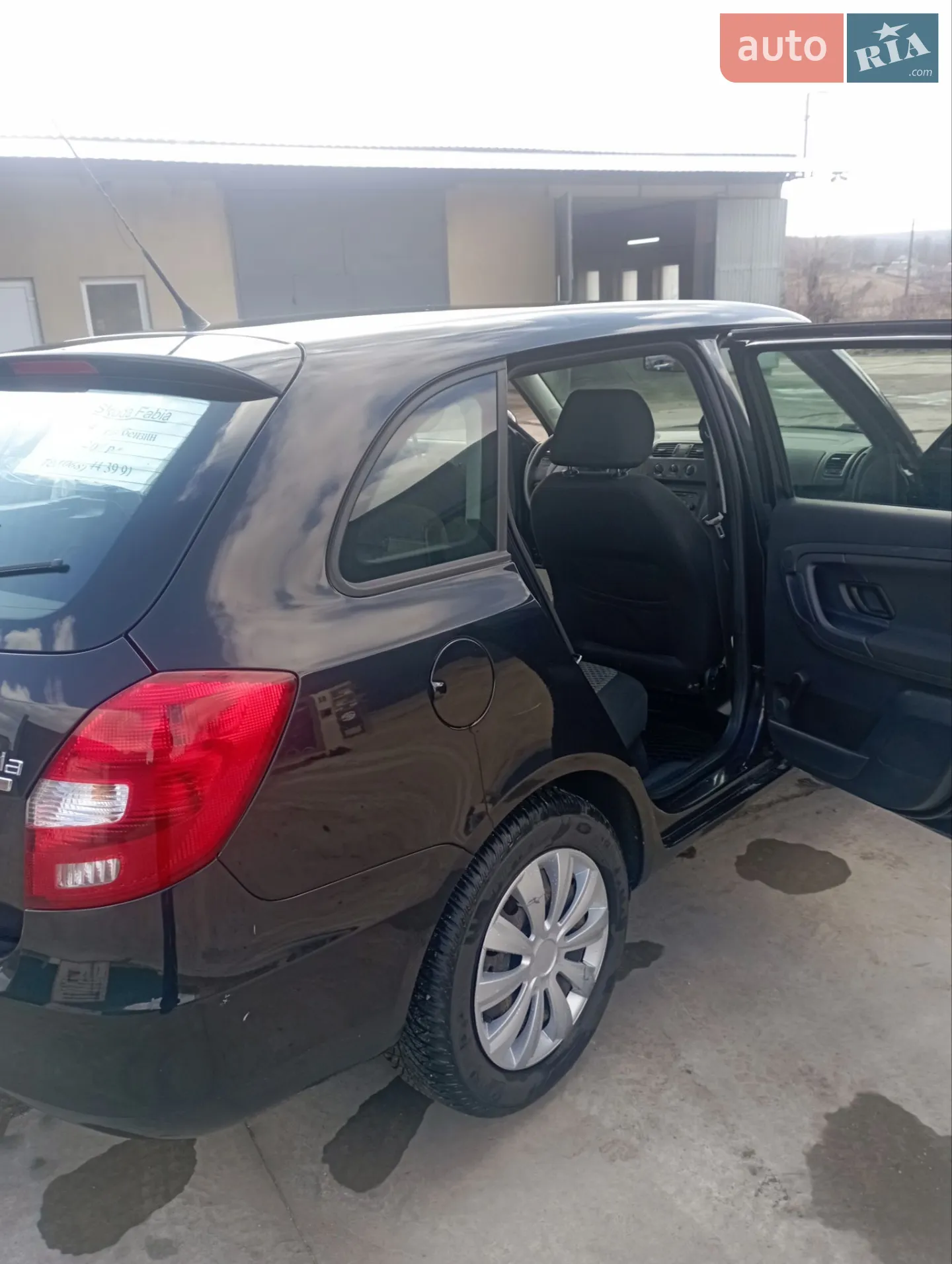 2010 Skoda Fabia - мініатюра 6