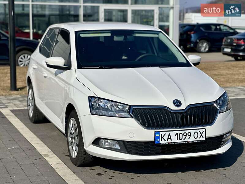 Хэтчбек Skoda Fabia 2019 в Мукачево