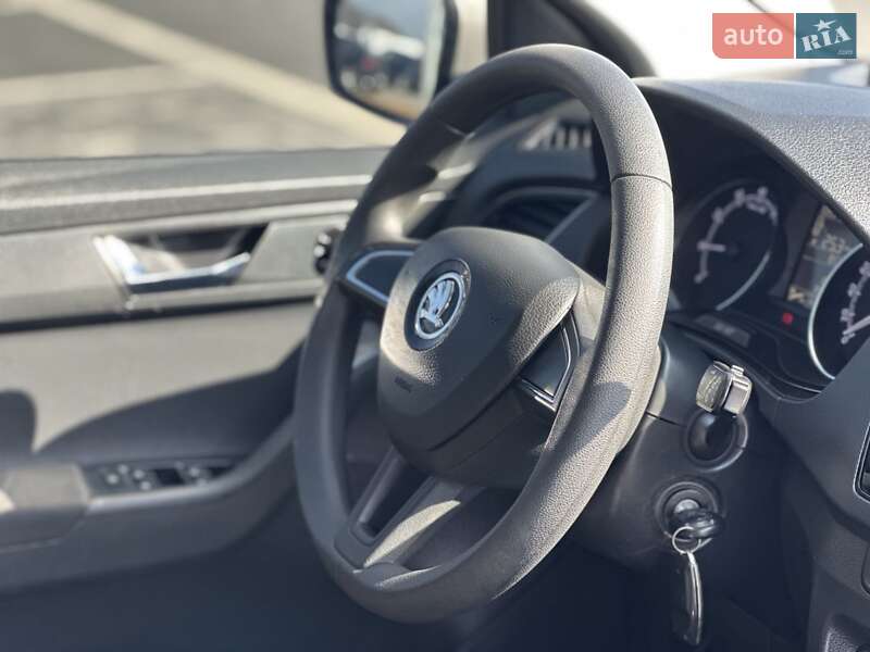 Хэтчбек Skoda Fabia 2019 в Мукачево