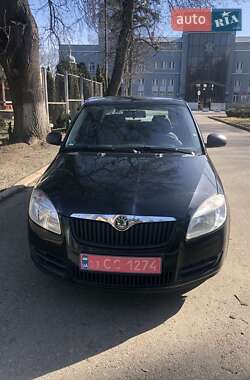 Универсал Skoda Fabia 2009 в Черновцах